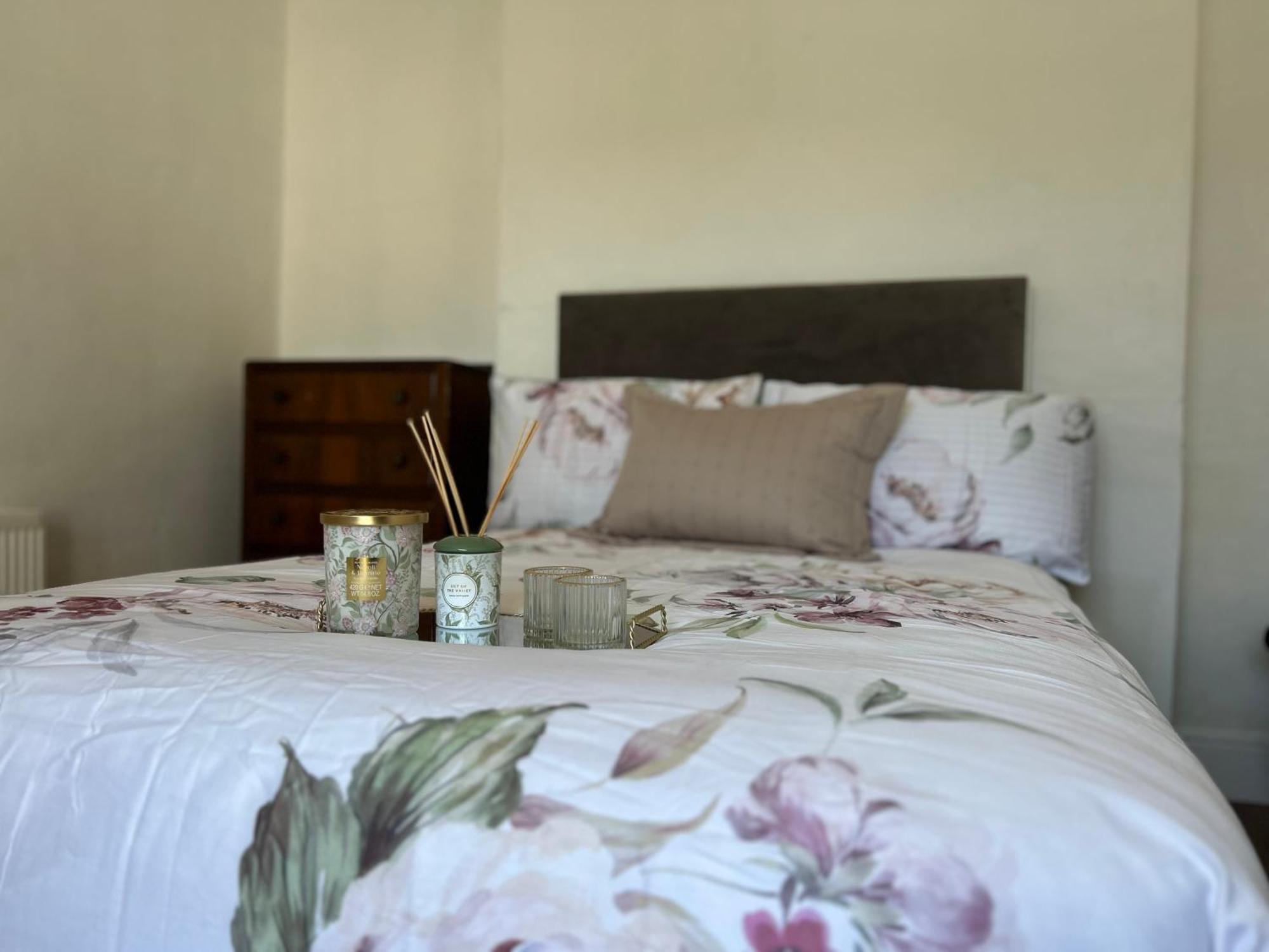Comfortable Room Newbridge  Ngoại thất bức ảnh